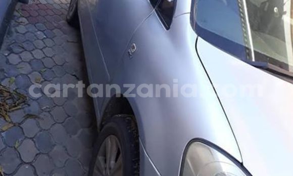 Buy Used Toyota Picnic Silver Car in Dar es Salaam in Dar es Salaam Buy Used Toyota Picnic Silver Car in Dar es Salaam in Dar es Salaam