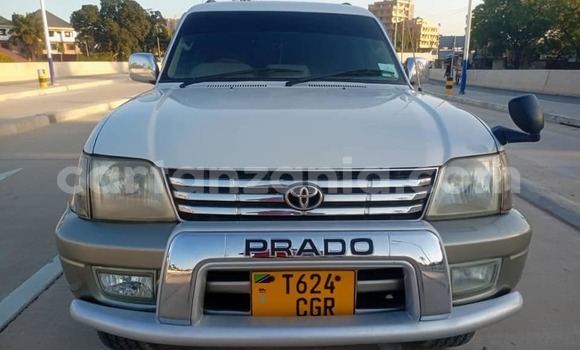 Nunua Ilio tumika Toyota Land Cruiser Prado Beige Gari ndani ya Dar es Salaam nchini Dar es Salaam Nunua Ilio tumika Toyota Land Cruiser Prado Beige Gari ndani ya Dar es Salaam nchini Dar es Salaam