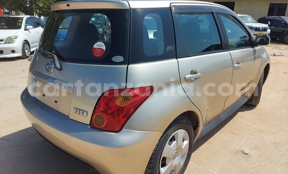 Nunua Ilio tumika Toyota IST Nyingine Gari ndani ya Dar es Salaam nchini Dar es Salaam Nunua Ilio tumika Toyota IST Nyingine Gari ndani ya Dar es Salaam nchini Dar es Salaam