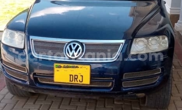 Buy Used Volkswagen Touareg Blue Car in Dar es Salaam in Dar es Salaam