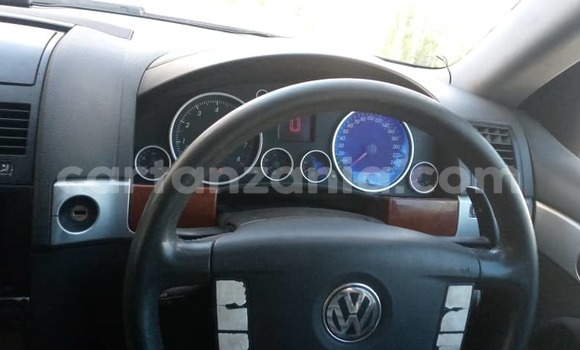 Nunua Ilio tumika Volkswagen Touareg Bluu Gari ndani ya Dar es Salaam nchini Dar es Salaam Nunua Ilio tumika Volkswagen Touareg Bluu Gari ndani ya Dar es Salaam nchini Dar es Salaam