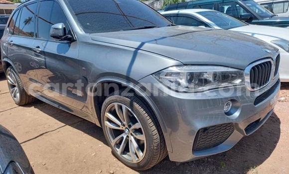 Nunua Ilio tumika BMW X5 Nyingine Gari ndani ya Dar es Salaam nchini Dar es Salaam