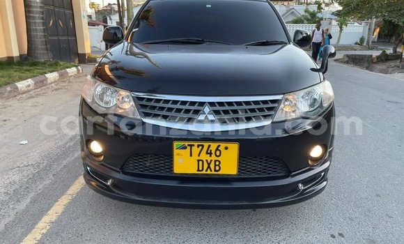 Buy Used Mitsubishi Outlander Black Car in Dar es Salaam in Dar es Salaam Buy Used Mitsubishi Outlander Black Car in Dar es Salaam in Dar es Salaam