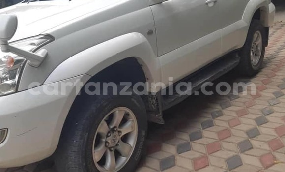 Buy Used Toyota Land Cruiser Prado White Car in Dar es Salaam in Dar es Salaam