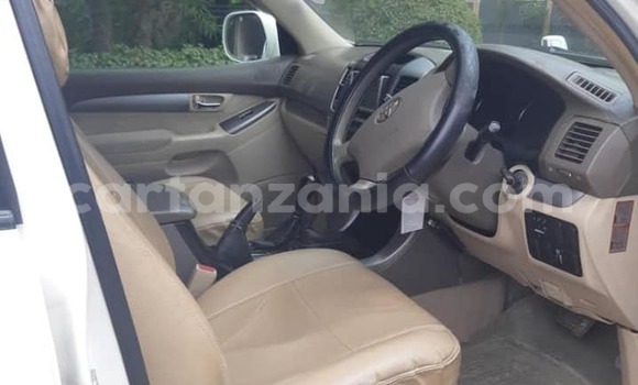 Buy Used Toyota Land Cruiser Prado White Car in Dar es Salaam in Dar es Salaam Buy Used Toyota Land Cruiser Prado White Car in Dar es Salaam in Dar es Salaam
