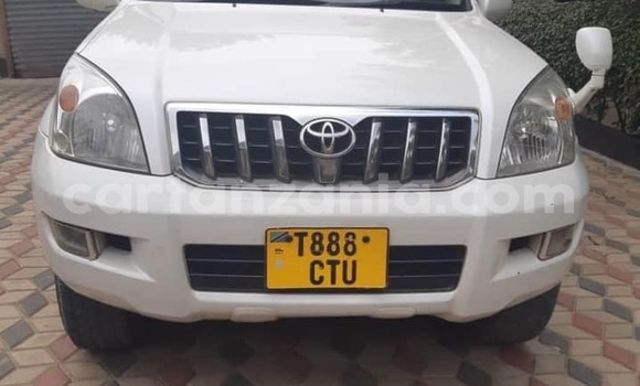 Buy Used Toyota Land Cruiser Prado White Car in Dar es Salaam in Dar es Salaam Buy Used Toyota Land Cruiser Prado White Car in Dar es Salaam in Dar es Salaam
