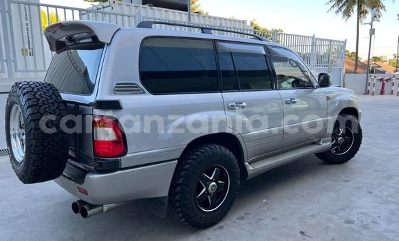 Buy Used Toyota Land Cruiser Silver Car in Dar es Salaam in Dar es Salaam Buy Used Toyota Land Cruiser Silver Car in Dar es Salaam in Dar es Salaam