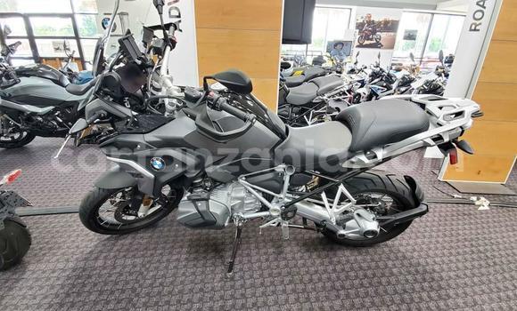 Buy Used BMW R1200GS Adventure Other Bike in Dar es Salaam in Dar es Salaam Buy Used BMW R1200GS Adventure Other Bike in Dar es Salaam in Dar es Salaam