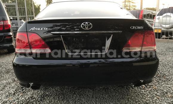 Nunua Ilio tumika Toyota Crown Nyeusi Gari ndani ya Dar es Salaam nchini Dar es Salaam Nunua Ilio tumika Toyota Crown Nyeusi Gari ndani ya Dar es Salaam nchini Dar es Salaam