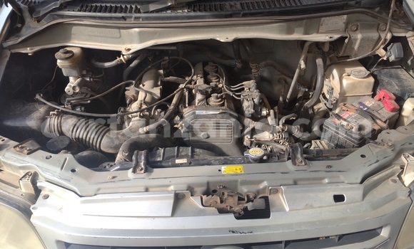 Nunua Ilio tumika Toyota Noah Fedha Gari ndani ya Dar es Salaam nchini Dar es Salaam Nunua Ilio tumika Toyota Noah Fedha Gari ndani ya Dar es Salaam nchini Dar es Salaam