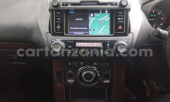 Nunua Ilio tumika Toyota Land Cruiser Prado Nyeupe Gari ndani ya Dar es Salaam nchini Dar es Salaam Nunua Ilio tumika Toyota Land Cruiser Prado Nyeupe Gari ndani ya Dar es Salaam nchini Dar es Salaam