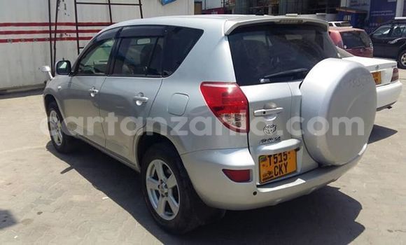 Buy Used Toyota RAV4 Silver Car in Dar es Salaam in Dar es Salaam Buy Used Toyota RAV4 Silver Car in Dar es Salaam in Dar es Salaam