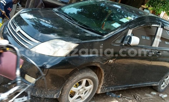 Buy Used Toyota ISis Black Car in Mbeya in Mbeya Buy Used Toyota ISis Black Car in Mbeya in Mbeya