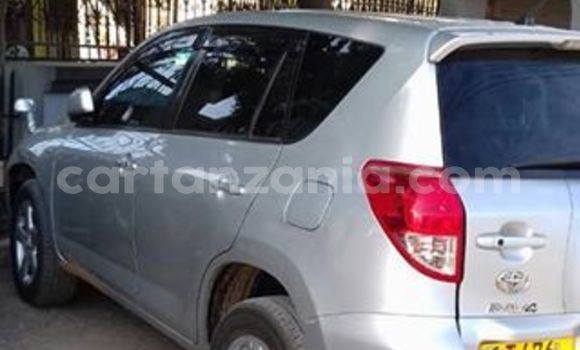 Buy Used Toyota RAV4 Silver Car in Dar es Salaam in Dar es Salaam Buy Used Toyota RAV4 Silver Car in Dar es Salaam in Dar es Salaam