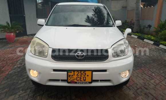 Buy Used Toyota RAV4 White Car in Dar es Salaam in Dar es Salaam Buy Used Toyota RAV4 White Car in Dar es Salaam in Dar es Salaam