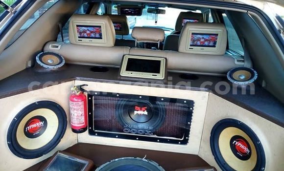 Buy Used Toyota Harrier Brown Car in Dar es Salaam in Dar es Salaam Buy Used Toyota Harrier Brown Car in Dar es Salaam in Dar es Salaam