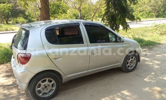 Nunua Ilio tumika Toyota Vitz Fedha Gari ndani ya Dar es Salaam nchini Dar es Salaam Nunua Ilio tumika Toyota Vitz Fedha Gari ndani ya Dar es Salaam nchini Dar es Salaam