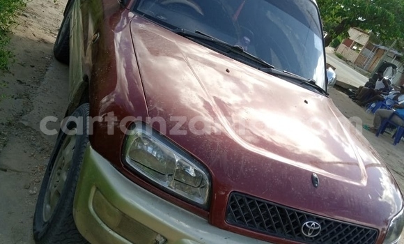 Nunua Ilio tumika Toyota RAV4 Nyekundu Gari ndani ya Dar es Salaam nchini Dar es Salaam Nunua Ilio tumika Toyota RAV4 Nyekundu Gari ndani ya Dar es Salaam nchini Dar es Salaam