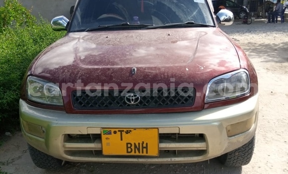 Nunua Ilio tumika Toyota RAV4 Nyekundu Gari ndani ya Dar es Salaam nchini Dar es Salaam Nunua Ilio tumika Toyota RAV4 Nyekundu Gari ndani ya Dar es Salaam nchini Dar es Salaam