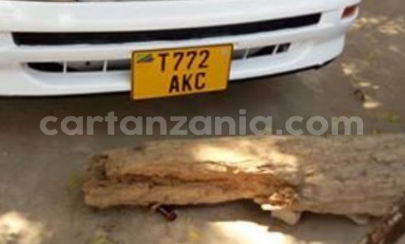 Nunua Ilio tumika Toyota Corolla Nyeupe Gari ndani ya Dar es Salaam nchini Dar es Salaam Nunua Ilio tumika Toyota Corolla Nyeupe Gari ndani ya Dar es Salaam nchini Dar es Salaam