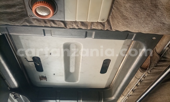 Buy Used Scania 113–320 White Truck in Iringa in Iringa Buy Used Scania 113–320 White Truck in Iringa in Iringa