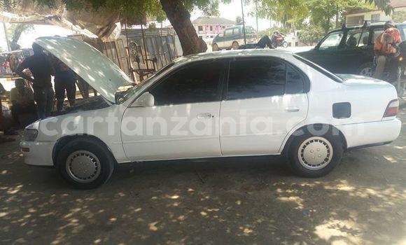 Nunua Ilio tumika Toyota Corolla Nyeupe Gari ndani ya Dar es Salaam nchini Dar es Salaam Nunua Ilio tumika Toyota Corolla Nyeupe Gari ndani ya Dar es Salaam nchini Dar es Salaam