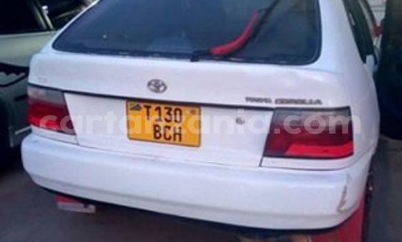 Nunua Ilio tumika Toyota Corolla Nyeupe Gari ndani ya Dar es Salaam nchini Dar es Salaam Nunua Ilio tumika Toyota Corolla Nyeupe Gari ndani ya Dar es Salaam nchini Dar es Salaam