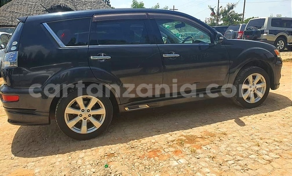 Nunua Ilio tumika Mitsubishi Outlander Nyeusi Gari ndani ya Dar es Salaam nchini Dar es Salaam Nunua Ilio tumika Mitsubishi Outlander Nyeusi Gari ndani ya Dar es Salaam nchini Dar es Salaam