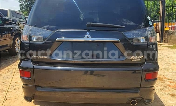 Nunua Ilio tumika Mitsubishi Outlander Nyeusi Gari ndani ya Dar es Salaam nchini Dar es Salaam Nunua Ilio tumika Mitsubishi Outlander Nyeusi Gari ndani ya Dar es Salaam nchini Dar es Salaam