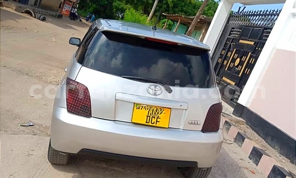 Nunua Ilio tumika Toyota IST Fedha Gari ndani ya Dar es Salaam nchini Dar es Salaam Nunua Ilio tumika Toyota IST Fedha Gari ndani ya Dar es Salaam nchini Dar es Salaam