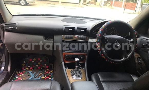 Nunua Ilio tumika MercedesâBenz CâClass Nyeupe Gari ndani ya Dar es Salaam nchini Dar es Salaam Nunua Ilio tumika MercedesâBenz CâClass Nyeupe Gari ndani ya Dar es Salaam nchini Dar es Salaam