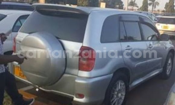Nunua Ilio tumika Toyota RAV4 Fedha Gari ndani ya Dar es Salaam nchini Dar es Salaam Nunua Ilio tumika Toyota RAV4 Fedha Gari ndani ya Dar es Salaam nchini Dar es Salaam