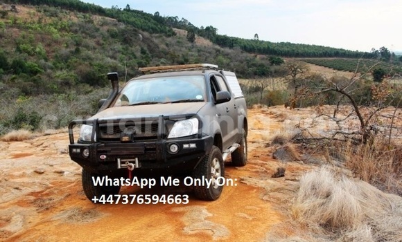 Buy Used Toyota Hilux Black Car in Dar es Salaam in Dar es Salaam