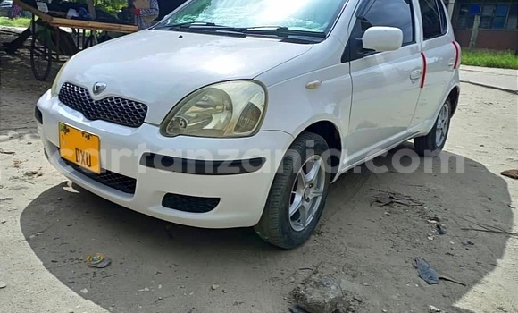 Buy Used Toyota Vitz White Car in Dar es Salaam in Dar es Salaam Buy Used Toyota Vitz White Car in Dar es Salaam in Dar es Salaam
