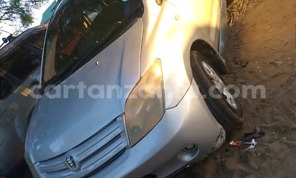 Nunua Ilio tumika Toyota IST Fedha Gari ndani ya Dar es Salaam nchini Dar es Salaam Nunua Ilio tumika Toyota IST Fedha Gari ndani ya Dar es Salaam nchini Dar es Salaam