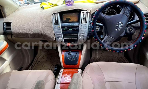 Nunua Ilio tumika Toyota Harrier Nyeusi Gari ndani ya Dar es Salaam nchini Dar es Salaam Nunua Ilio tumika Toyota Harrier Nyeusi Gari ndani ya Dar es Salaam nchini Dar es Salaam
