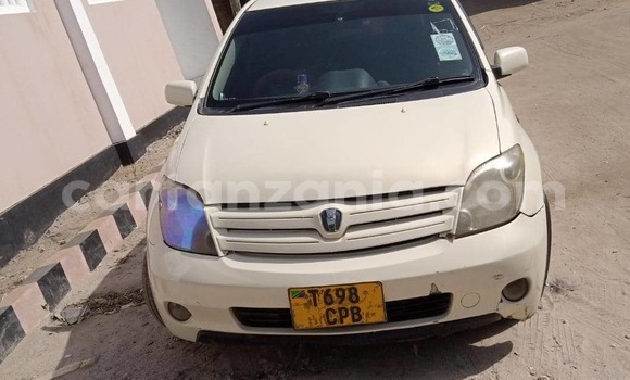 Nunua Ilio tumika Toyota IST Fedha Gari ndani ya Dar es Salaam nchini Dar es Salaam Nunua Ilio tumika Toyota IST Fedha Gari ndani ya Dar es Salaam nchini Dar es Salaam