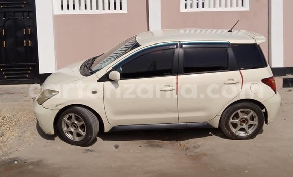 Nunua Ilio tumika Toyota IST Fedha Gari ndani ya Dar es Salaam nchini Dar es Salaam Nunua Ilio tumika Toyota IST Fedha Gari ndani ya Dar es Salaam nchini Dar es Salaam