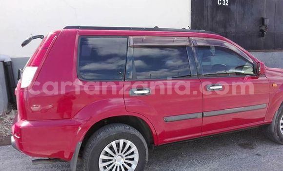 Nunua Ilio tumika Nissan X–Trail Nyekundu Gari ndani ya Dar es Salaam nchini Dar es Salaam Nunua Ilio tumika Nissan X–Trail Nyekundu Gari ndani ya Dar es Salaam nchini Dar es Salaam