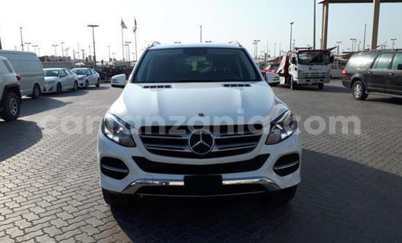 Buy Used Mercedes‒Benz GLE White Car in Utete in Pwani