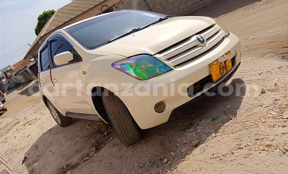 Nunua Ilio tumika Toyota IST Nyeupe Gari ndani ya Dar es Salaam nchini Dar es Salaam Nunua Ilio tumika Toyota IST Nyeupe Gari ndani ya Dar es Salaam nchini Dar es Salaam