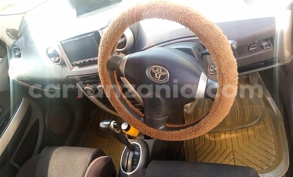 Nunua Ilio tumika Toyota IST Nyeupe Gari ndani ya Dar es Salaam nchini Dar es Salaam Nunua Ilio tumika Toyota IST Nyeupe Gari ndani ya Dar es Salaam nchini Dar es Salaam