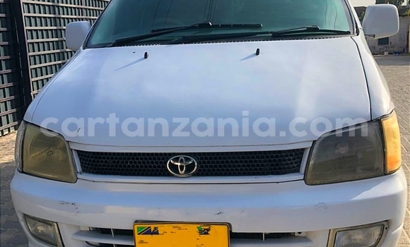 Buy Used Toyota Noah White Car in Dar es Salaam in Dar es Salaam Buy Used Toyota Noah White Car in Dar es Salaam in Dar es Salaam