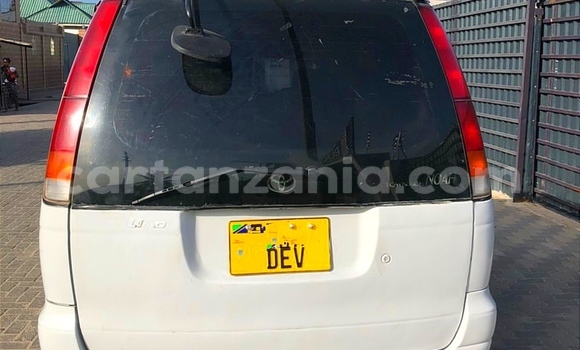 Buy Used Toyota Noah White Car in Dar es Salaam in Dar es Salaam Buy Used Toyota Noah White Car in Dar es Salaam in Dar es Salaam