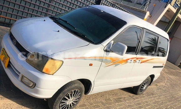 Buy Used Toyota Noah White Car in Dar es Salaam in Dar es Salaam Buy Used Toyota Noah White Car in Dar es Salaam in Dar es Salaam