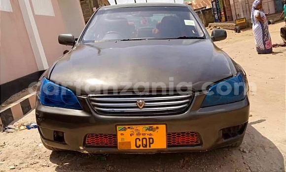 Nunua Ilio tumika Toyota Altezza Nyeusi Gari ndani ya Dar es Salaam nchini Dar es Salaam Nunua Ilio tumika Toyota Altezza Nyeusi Gari ndani ya Dar es Salaam nchini Dar es Salaam