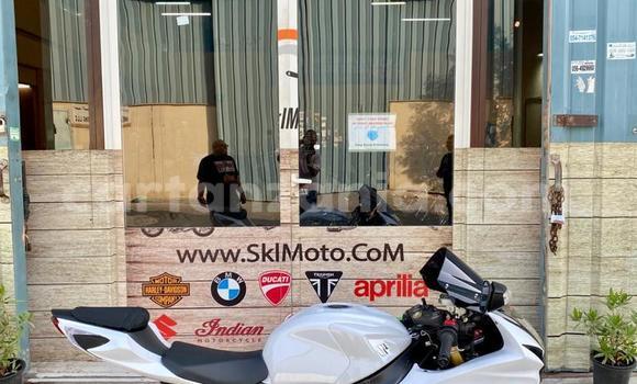 Nunua Ilio tumika Aermacchi Ala Verde Bluu Bike ndani ya Vijijini vya Babati nchini Manyara Nunua Ilio tumika Aermacchi Ala Verde Bluu Bike ndani ya Vijijini vya Babati nchini Manyara