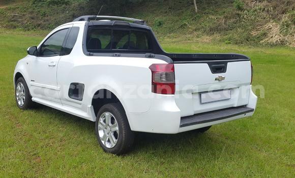 Buy Used Chevlolet Spin White Car in Arusha in Arusha Buy Used Chevlolet Spin White Car in Arusha in Arusha