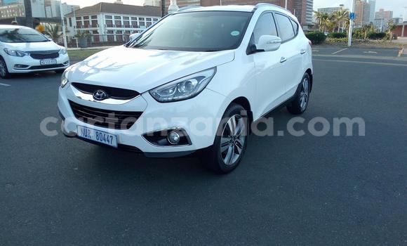 Buy Used Hyundai Coupe White Car in Arusha in Arusha Buy Used Hyundai Coupe White Car in Arusha in Arusha