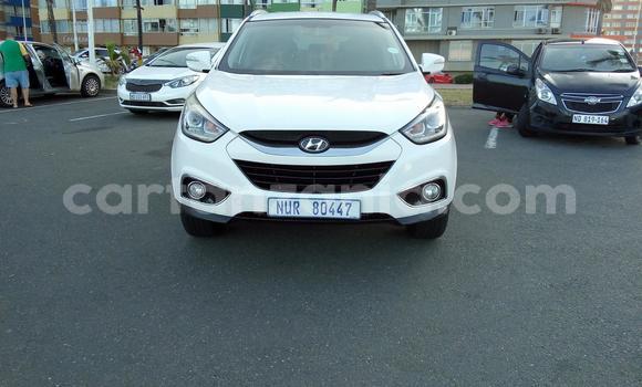 Buy Used Hyundai Coupe White Car in Arusha in Arusha Buy Used Hyundai Coupe White Car in Arusha in Arusha